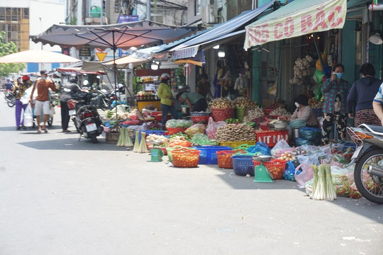 Lăng kính vỉa hè TP.HCM: Chủ tịch UBND phường, xã phải chịu trách nhiệm, nếu để xảy ra sai phạm