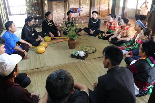 Chủ đề tháng 5 tại "Ngôi nhà chung": Bác Hồ với cộng đồng các dân tộc Việt Nam