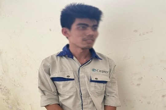 Giả danh công an, giở trò đồi bại với bé gái trên đường phố