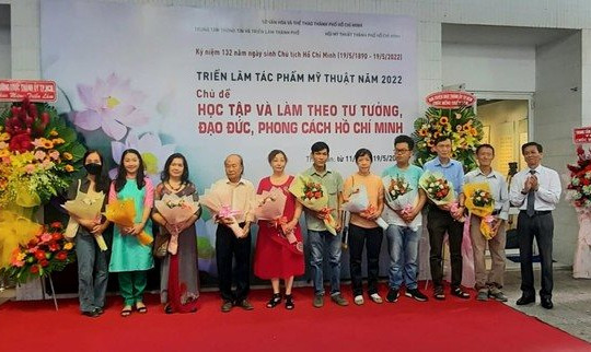 Khai mạc triển lãm tác phẩm mỹ thuật về đề tài Chủ tịch Hồ Chí Minh