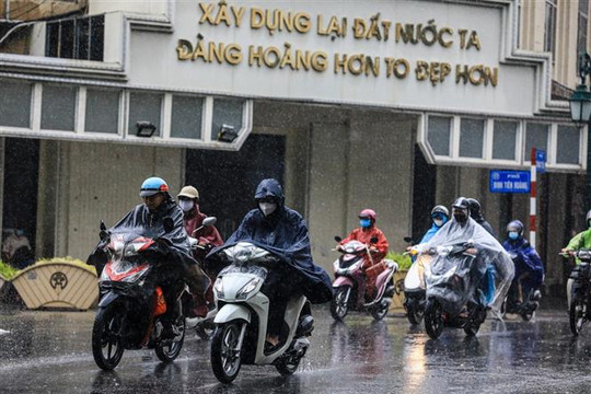 Không khí lạnh hiếm gặp trong tháng 5 có thể gây mưa dông, gió giật tại Bắc Bộ