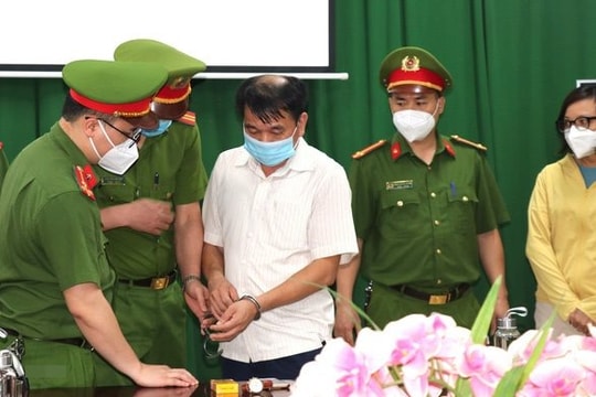 Nhận của Việt Á hàng tỷ đồng, Giám đốc CDC Hà Giang và 2 cán bộ bị bắt