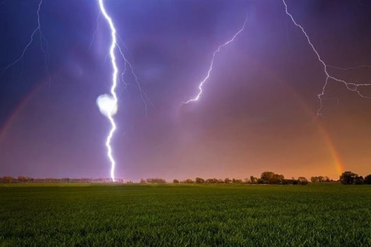 Sét đánh khiến 3 người ở Thái Bình thiệt mạng