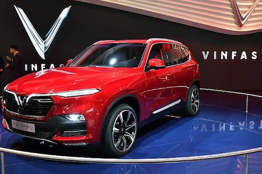 Vinfast "vượt vũ môn"