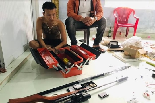 Bắt kẻ buôn ma túy, lộ thêm nhiều “hàng nóng”
