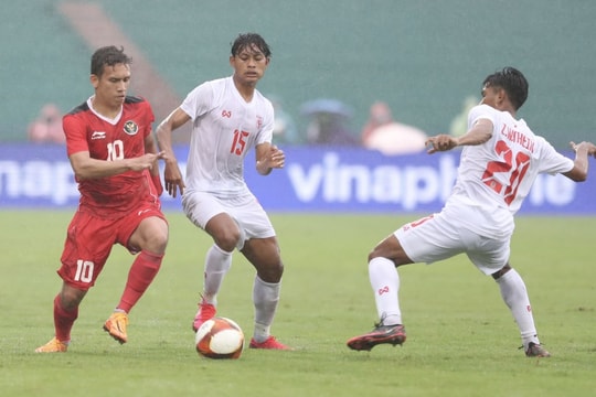 Thắng Myanmar 3-1, Indonesia vào bán kết SEA Games 31