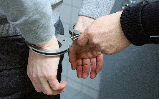 Bắt khẩn cấp kẻ giết chồng rồi giấu thi thể dưới ao