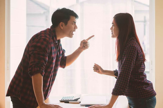Cẩn thận! Có 6 đặc điểm trên khuôn mặt đàn ông có thể dẫn đến bạo lực gia đình, phụ nữ nên tránh xa