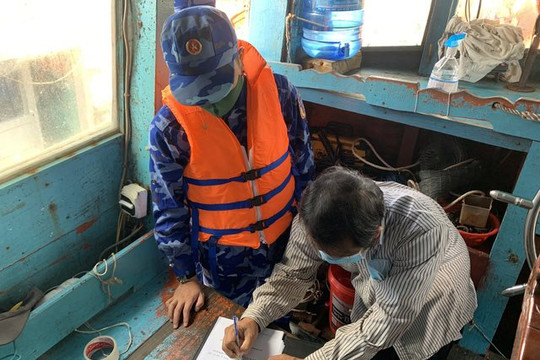 Kiên Giang: Bắt giữ nhiều tàu cá vận chuyển dầu DO trái phép trên biển