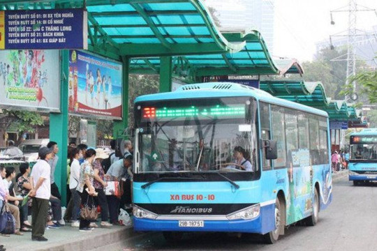 Hà Nội: Đề xuất bổ sung thêm 2.500 điểm dừng xe buýt