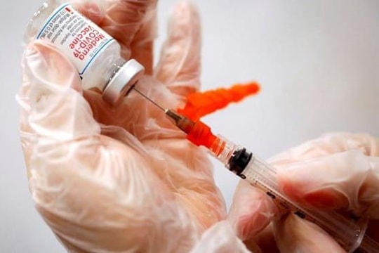 Tin vắn thế giới ngày 23/5: Mỹ xem xét cấp phép vaccine ngừa COVID-19 của Moderna cho trẻ dưới 5 tuổi