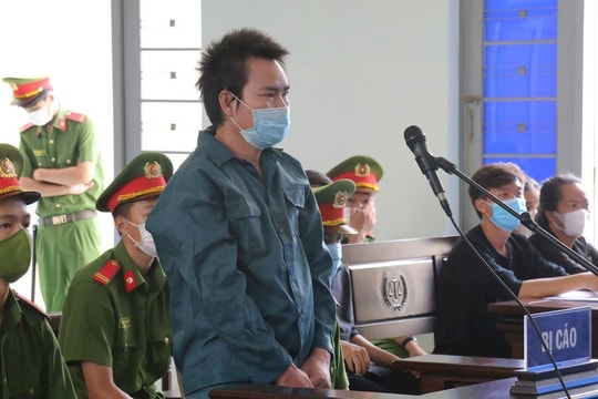 Tử hình kẻ dùng búa đinh đánh chết người