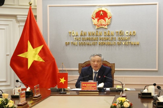 Chánh án TANDTC Việt Nam Nguyễn Hòa Bình dự Diễn đàn pháp luật về kinh tế số