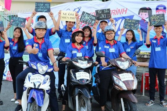 Nhiều hoạt động thiết thực hỗ trợ thí sinh “Tiếp sức mùa thi” năm 2022