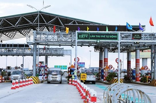 Chính phủ thông báo xem xét xả trạm các BOT không triển khai thu phí không dừng từ ngày 31/7