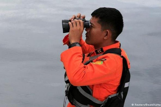 Chìm tàu ở Indonesia: Triệu tập thuyền trưởng và chủ tàu để thẩm vấn