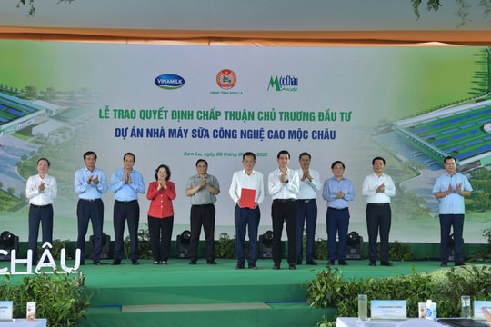 Mộc Châu Milk và Vinamilk chính thức ra mắt và khởi công dự án “Tổ hợp thiên đường sữa Mộc Châu”
