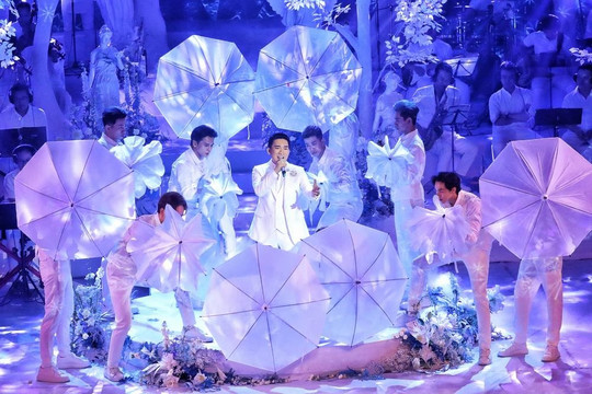 Diva Thanh Lam: “Không nhiều nghệ sĩ làm được như Quang Hà”