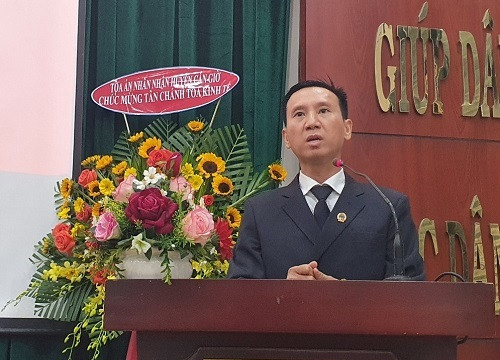 Trao quyết định bổ nhiệm Chánh tòa Tòa Kinh tế TAND TP HCM