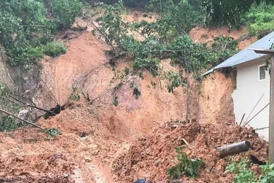 Thái Nguyên: Mưa lớn gây sạt lở, vùi lấp 3 thành viên trong 1 gia đình 