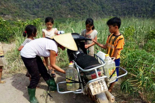 Nghệ An: Hàng trăm hộ dân gặp khó khăn do thiếu nước sinh hoạt
