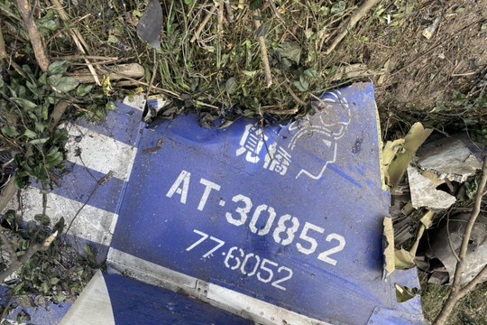 Máy bay của Không quân Đài Loan bị rơi khi bay huấn luyện