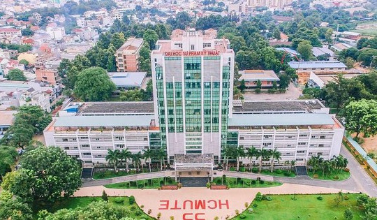 Kỳ lạ việc “thúc ép” khôi phục chức danh Phó Hiệu trưởng đối với người đang bị xem xét kỷ luật