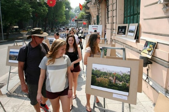 Năm tháng đầu năm 2022, Hà Nội đón lượng khách du lịch tăng gấp hơn 2 lần