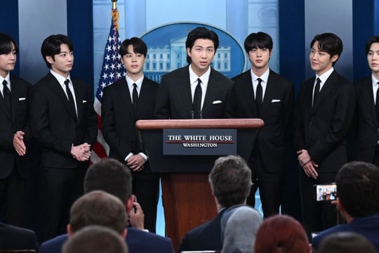 BTS làm nên lịch sử với bài phát biểu tại buổi họp báo ở Nhà Trắng