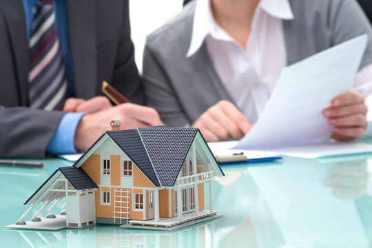 Hợp đồng chuyển nhượng đất khai giá thấp hơn thực tế bị xử lý thế nào?