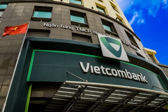 Vietcombank lần thứ 6 liên tiếp được vinh danh Giải thưởng Ngân hàng mạnh nhất Việt Nam do The Asian Banker trao tặng