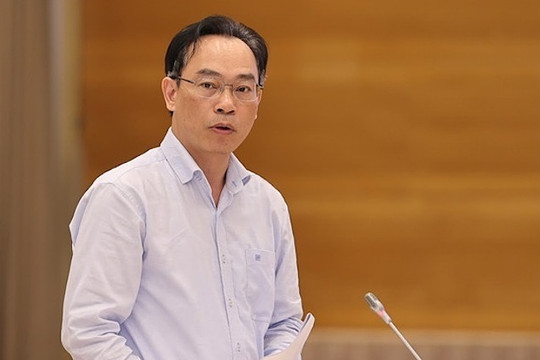'Phải chia sẻ khó khăn với người dân khi điều chỉnh học phí'