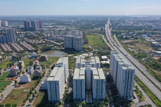 Bộ Tài chính đề xuất mua bán nhà đất phải thanh toán qua ngân hàng