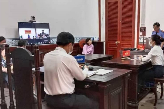 Lĩnh án tù vì đốt xe của tình địch