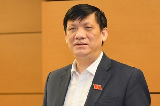 Quốc hội chính thức bãi nhiệm ĐBQH và cách chức Bộ trưởng Bộ Y tế
