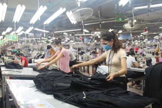 Bộ LĐTBXH giữ quan điểm đề xuất tăng lương tối thiểu vùng từ 1/7