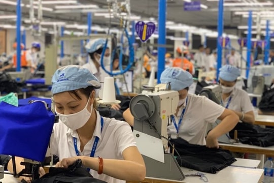 Tăng lương tối thiểu vùng cho người lao động từ 01/7/2022