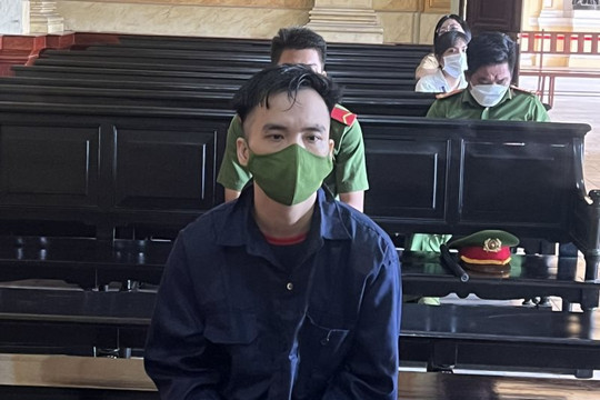 Lừa đối tác hàng chục tỷ đồng, Phó khoa “dởm” lĩnh án 20 năm tù