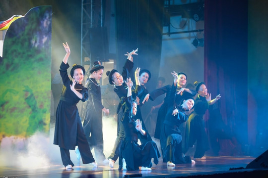 1.000 nghệ sĩ, diễn viên dự Liên hoan Ca Múa Nhạc toàn quốc tại Đắk Lắk