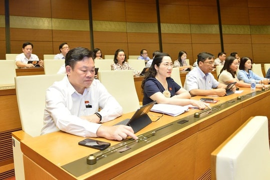 Quốc hội thông qua 5 nghị quyết đầu tư dự án đường vành đai, cao tốc