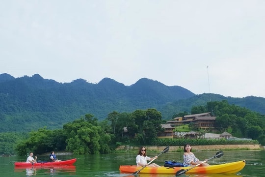 Hòa Bình: Tổng doanh thu từ du lịch 6 tháng đầu năm 2022 ước đạt 1.900 tỷ đồng