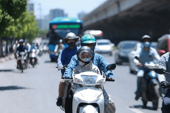 Thời tiết 17/6: Hà Nội nắng nóng gay gắt