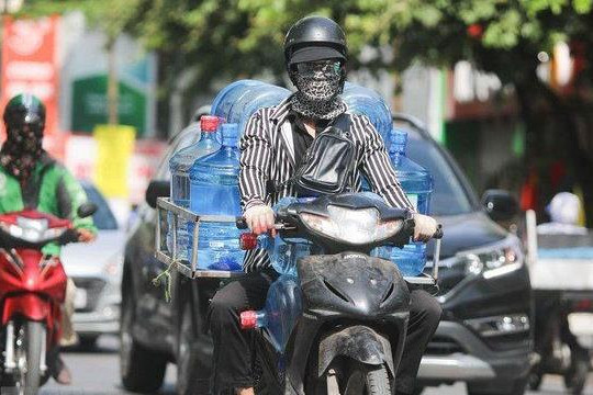 Thời tiết 19/6: Hà Nội ngày nắng gắt, chiều tối có mưa dông