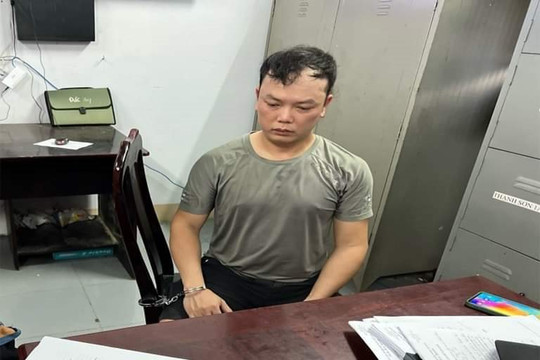 Cán bộ thuế bị bắt sau 5 năm bỏ trốn