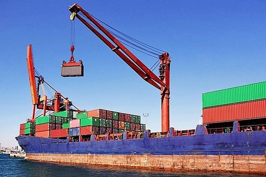 Nửa đầu tháng 6, Việt Nam nhập siêu hơn 1,4 tỷ USD