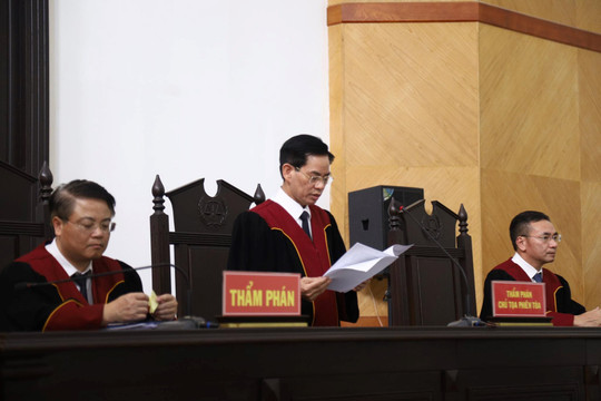 Vì sao Tòa tuyên hủy bỏ biện pháp kê biên tài sản đối với vợ chồng ông Nguyễn Đức Chung?