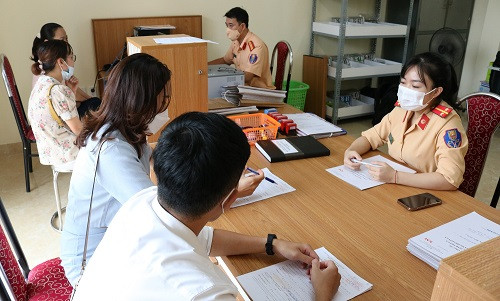 Sơn La: Hiệu quả từ việc chuyển cấp đổi giấy phép lái xe về cơ sở