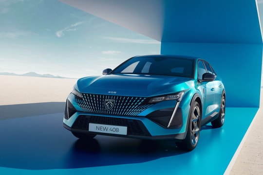 Peugeot 408 2023 ra mắt