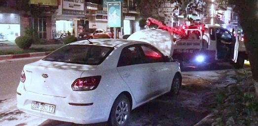 Thái Nguyên: Xử lý vi phạm tình trạng phơi rơm, rạ trên đường giao thông