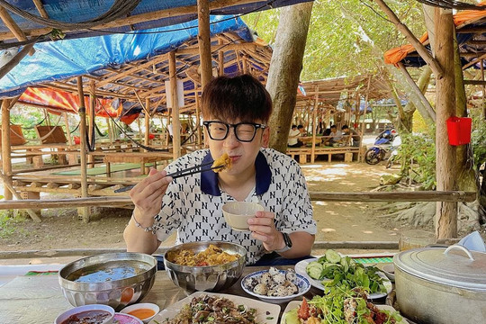 Theo chân Ninh Tito khám phá những điểm đến tuyệt đẹp ở Quy Nhơn